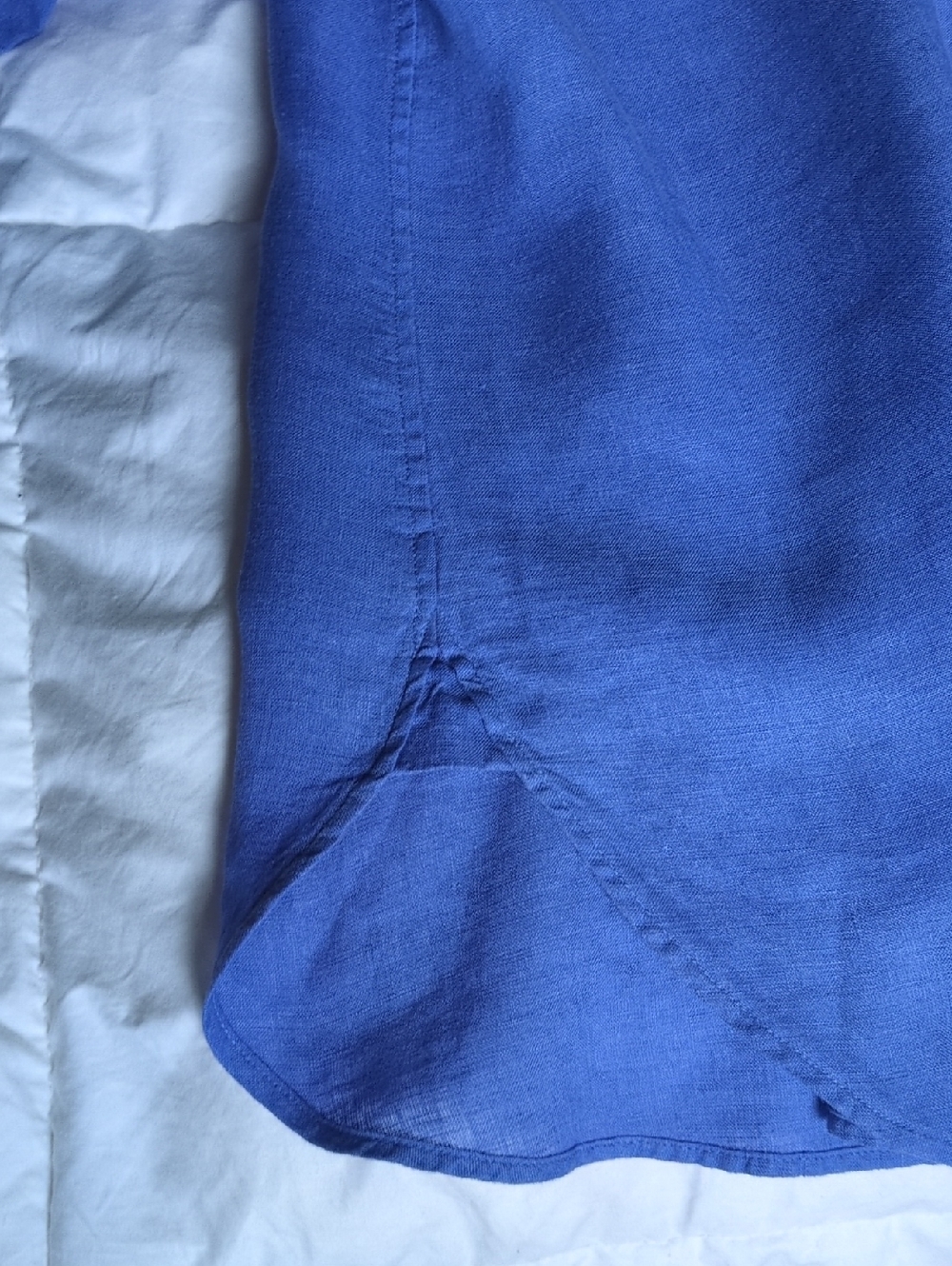 NWT....Chico's Blue "No Iron"Linen Blouse - Size 3 (US 16) - Picture 5 of 11